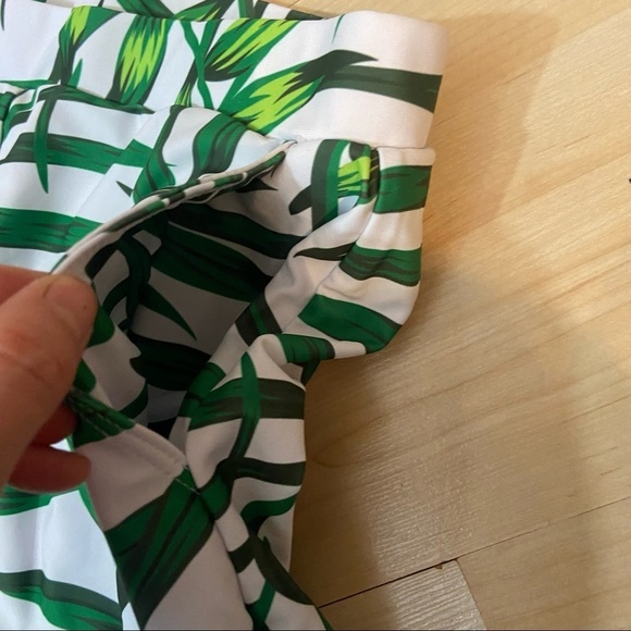 💥5/$25 BNWT Patpat men’s  and boys matching swim shorts in size medium - Picture 4 of 9